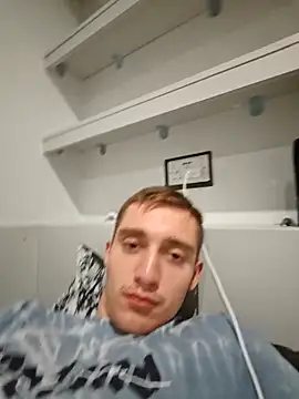 Snapshot of ASL70 chatting on 26, 9, 2025 ASL70 online show from 26, 9, 2025