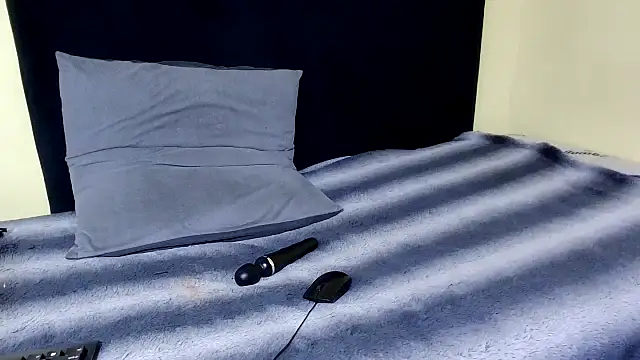 ThickTemptress18 online show from 21, 11, 2025