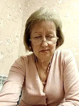 AlikaSwan5821 online show from 23, 2, 2026