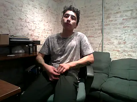 Snapshot of Molly_Erik chatting on 2, 3, 2026 Molly Erik online show from 2, 3, 2026