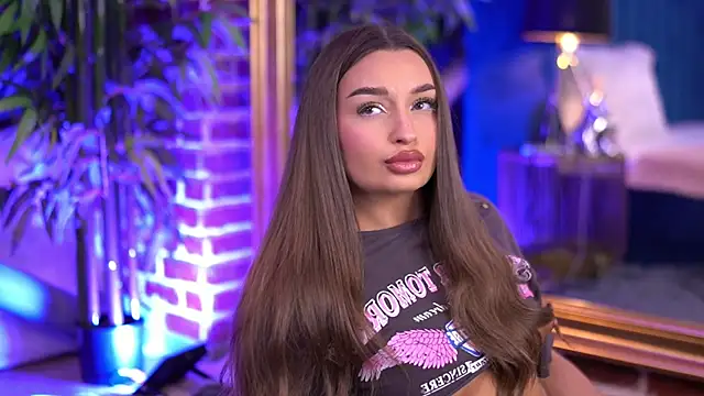 MillaSerene online show from 28, 11, 2025