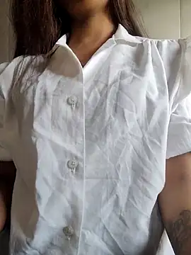 Snapshot of Radhika_01 chatting on 17, 11, 2025 Radhika 01 online show from 17, 11, 2025