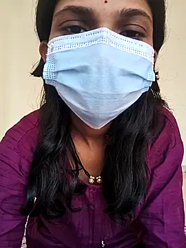 Shivani2002 online show from 10, 11, 2025