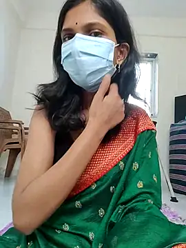 Shivani2002 online show from 6, 4, 2026