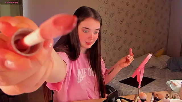 Alice next door online show from 16, 3, 2026