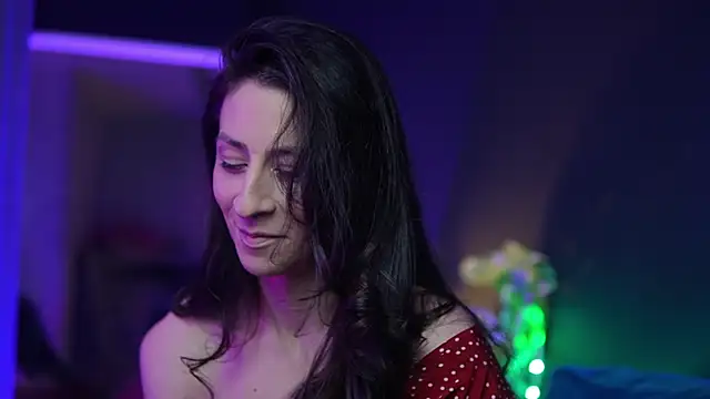 RubyRosa online show from 17, 12, 2025