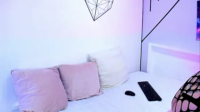 BianncaRibeiro online show from 24, 9, 2025