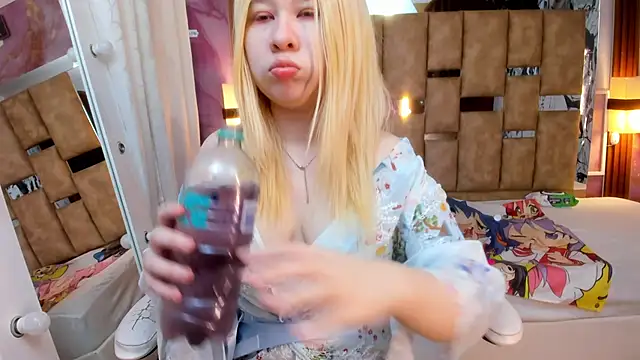 Melody Lolii online show from 13, 1, 2026