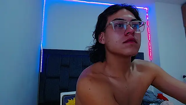 dirty model online show from 10, 9, 2025