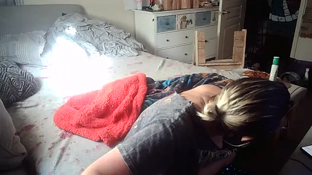 Snapshot of PremiumKitty chatting on 13, 2, 2026 PremiumKitty online show from 13, 2, 2026