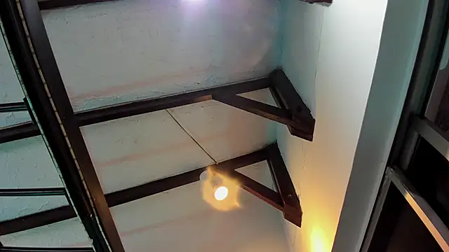 ItaloMoore online show from 16, 12, 2025