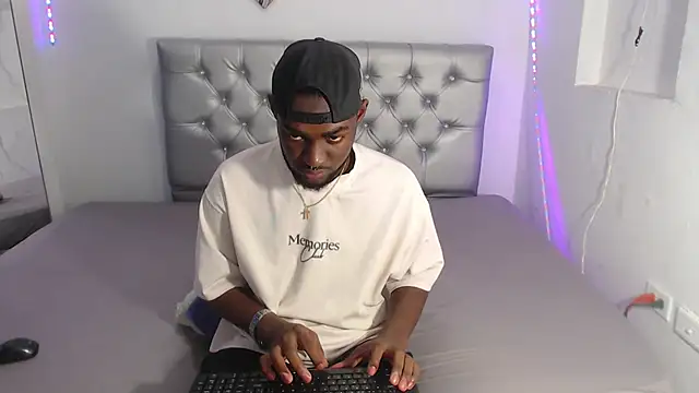 eebony stallion online show from 11, 11, 2025