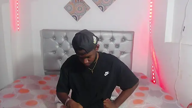 eebony stallion online show from 4, 12, 2025