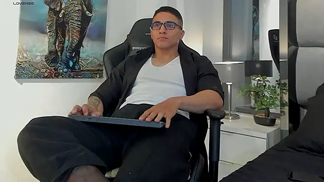 Dash Bukoski online show from 16, 2, 2026