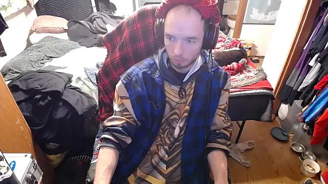 Snapshot of womenhateme69 chatting on 20, 10, 2025 womenhateme69 online show from 20, 10, 2025