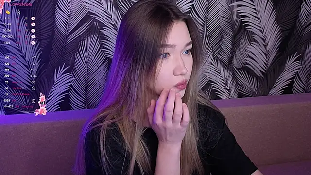 Snapshot of Yuki_Star chatting on 28, 9, 2025 Yuki Star online show from 28, 9, 2025