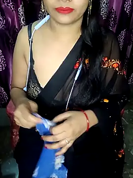 Snapshot of reena502 chatting on 1, 10, 2025 reena502 online show from 1, 10, 2025