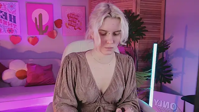 Snapshot of BethanyCloud chatting on 8, 4, 2026 BethanyCloud online show from 8, 4, 2026