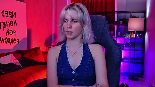 Snapshot of BethanyCloud chatting on 10, 7, 2026 BethanyCloud online show from 10, 7, 2026