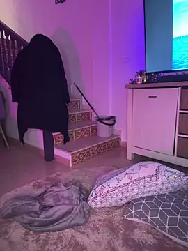 Rosieredxox online show from 7, 3, 2026