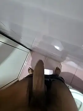 Snapshot of mumbaizboi chatting on 5, 1, 2026 mumbaizboi online show from 5, 1, 2026