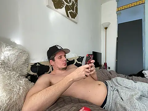 shyandchilling online show from 5, 3, 2026