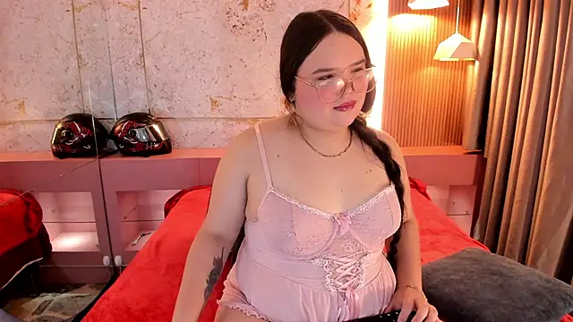 Lushi Love online show from 7, 11, 2025