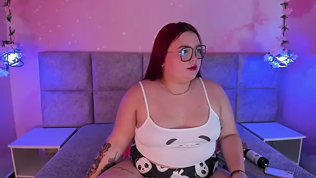 Snapshot of Lushi_Love chatting on 21, 4, 2026 Lushi Love online show from 21, 4, 2026