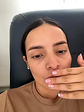 Snapshot of Mia_jhoonson chatting on 17, 10, 2025 Mia jhoonson online show from 17, 10, 2025