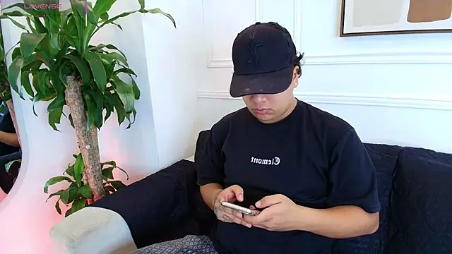 Naim Bennetsex online show from 1, 10, 2025