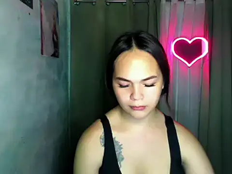 sweetsassyxx online show from 28, 3, 2026