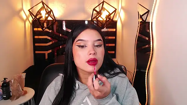 Natalie loffreda online show from 31, 3, 2026