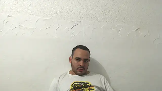 Snapshot of Ana_ThiagoxX chatting on 16, 5, 2026 Ana ThiagoxX online show from 16, 5, 2026