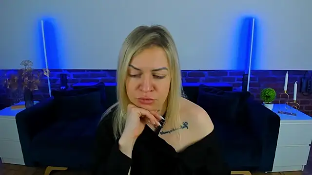 Snapshot of Anna_Snows chatting on 26, 10, 2025 Anna Snows online show from 26, 10, 2025