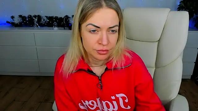 Snapshot of Anna_Snows chatting on 22, 12, 2025 Anna Snows online show from 22, 12, 2025