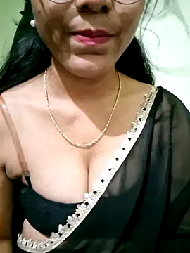 Snapshot of Telugu___Sexygirl___Naidu chatting on 16, 10, 2025 Telugu   Sexygirl   Naidu online show from 16, 10, 2025