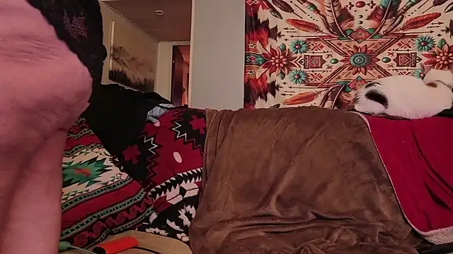 Snapshot of HotRedYeag chatting on 2, 4, 2026 HotRedYeag online show from 2, 4, 2026