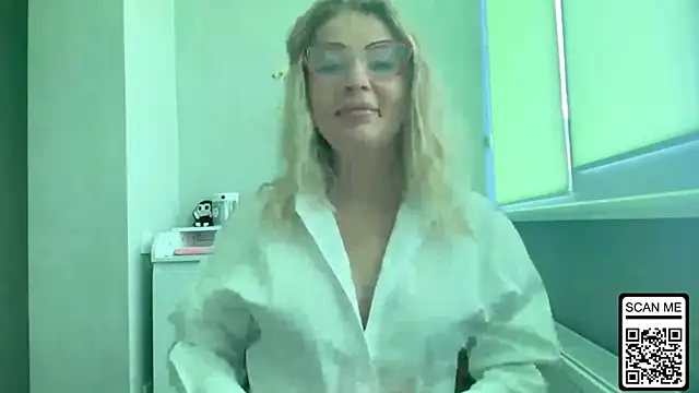 Blondie xoxoxo online show from 12, 7, 2026