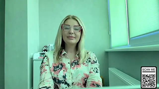 Blondie xoxoxo online show from 14, 7, 2026
