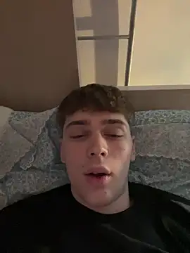 Snapshot of Fappatore_Nato05 chatting on 10, 10, 2025 Fappatore Nato05 online show from 10, 10, 2025