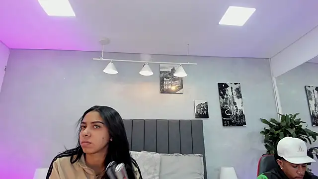 violet and myers online show from 4, 11, 2025