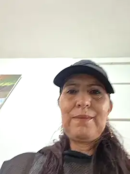 Snapshot of swity_foster chatting on 12, 5, 2026 swity foster online show from 12, 5, 2026