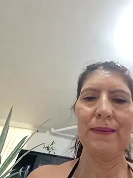 Snapshot of swity_foster chatting on 9, 7, 2026 swity foster online show from 9, 7, 2026