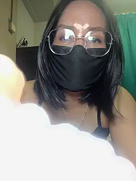 melyiaaa online show from 15, 2, 2026