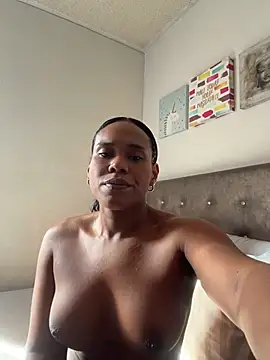 Ashleyroberst online show from 2, 7, 2026