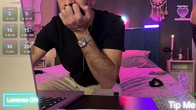 Secret Lovers1 online show from 31, 1, 2026