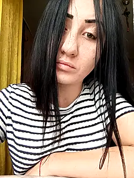 Lili Doris online show from 17, 9, 2025