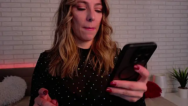 Snapshot of evafolver chatting on 10, 2, 2026 evafolver online show from 10, 2, 2026