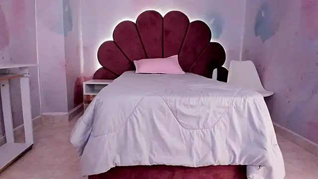 Snapshot of anna2809 chatting on 28, 3, 2026 anna2809 online show from 28, 3, 2026