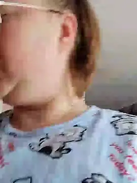 Kiss Eva online show from 12, 1, 2025